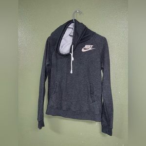 Nike pullover
